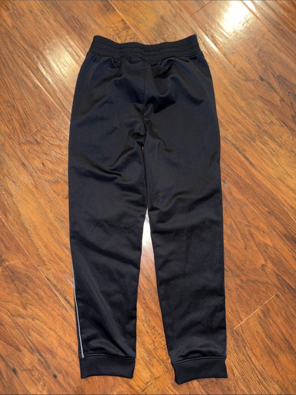 Under Armour Black Kids' Athletic Joggers with Reflective Logo Size 7 - Picture 5 of 5
